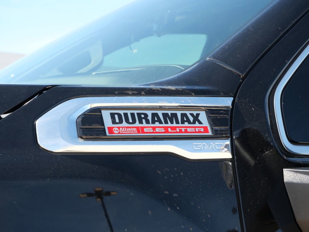 Used 2023 GMC Sierra 2500 Denali w/ Denali Black Diamond Edition image 14