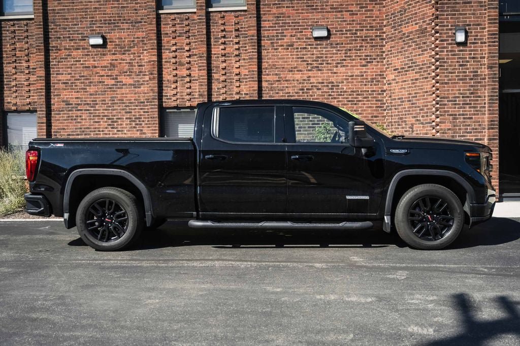 Used 2023 GMC Sierra 1500 Elevation w/ Preferred Package AWD/4WD image 7