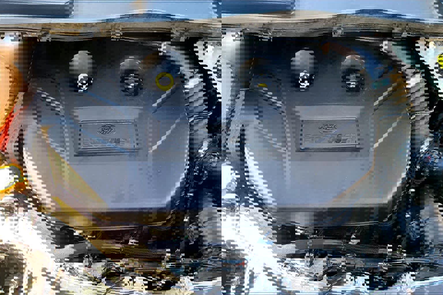 Certified 2019 Ford Escape SE image 35