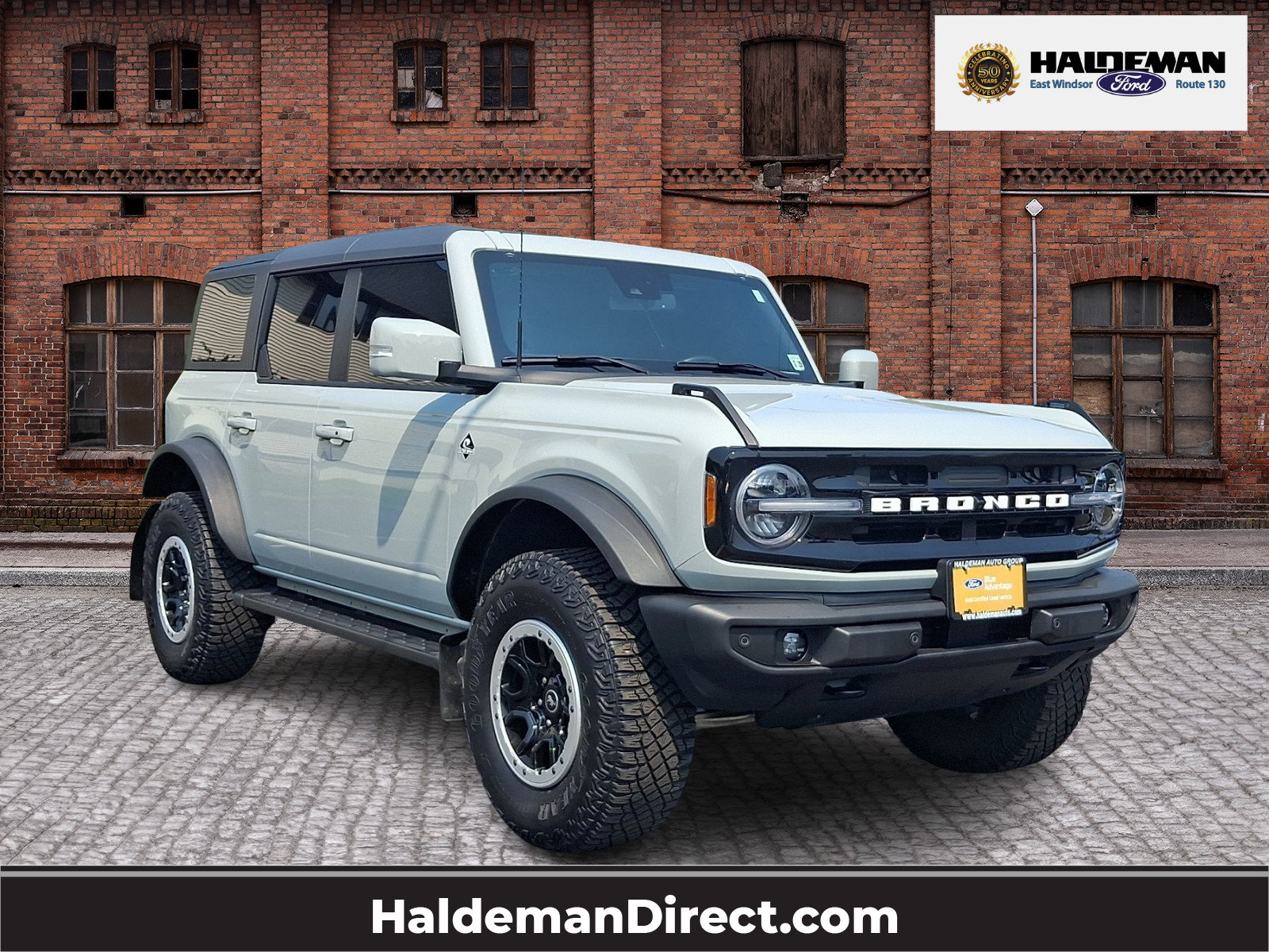 Certified 2024 Ford Bronco Outer Banks w/ Sasquatch Package AWD/4WD video 1
