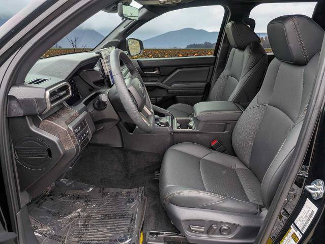 Used 2025 Toyota Tacoma Limited AWD/4WD image 17