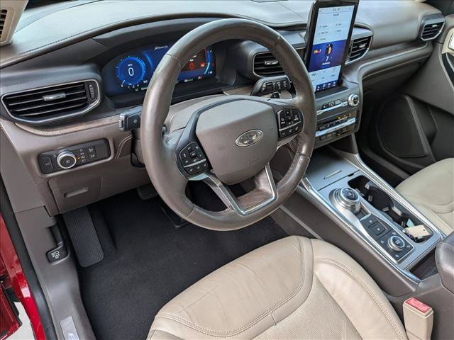 Certified 2020 Ford Explorer Platinum w/ Premium Technology Package AWD/4WD image 10