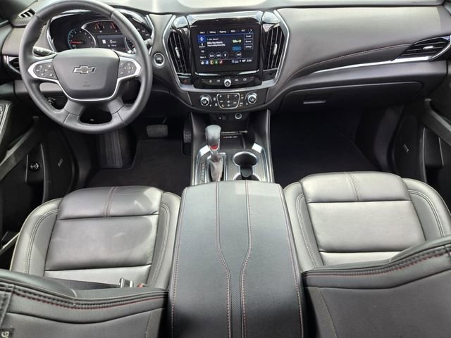 Used 2023 Chevrolet Traverse RS FWD image 13