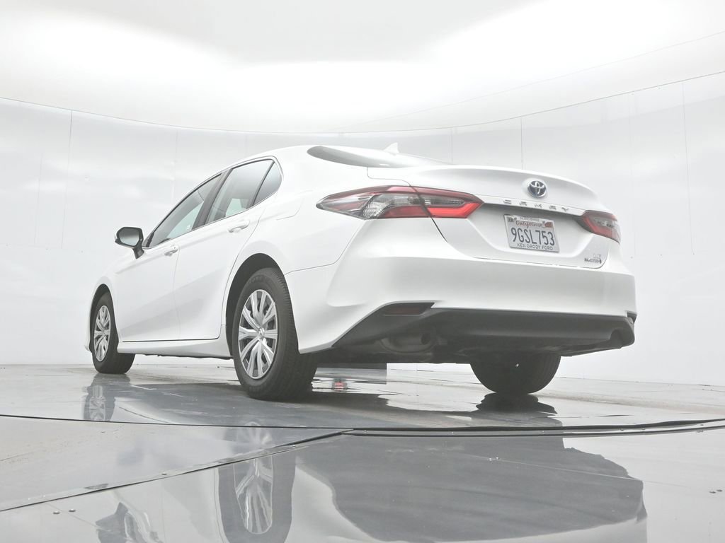 Used 2023 Toyota Camry LE image 21