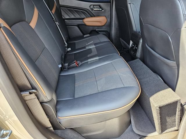 Used 2024 GMC Canyon AT4 w/ Technology Package AWD/4WD image 16