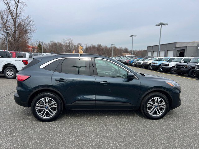 Certified 2022 Ford Escape SEL w/ Technology Package AWD/4WD image 4
