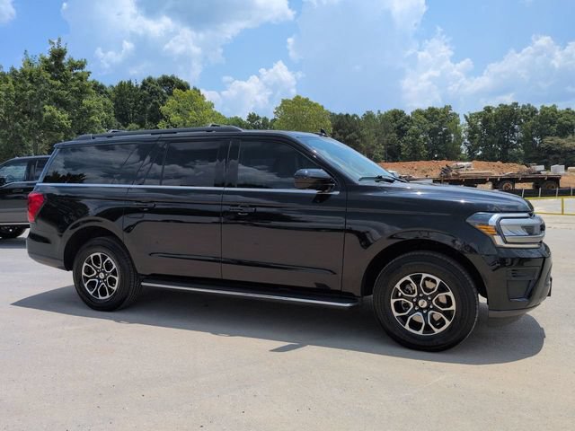 Certified 2023 Ford Expedition Max XLT AWD/4WD image 2