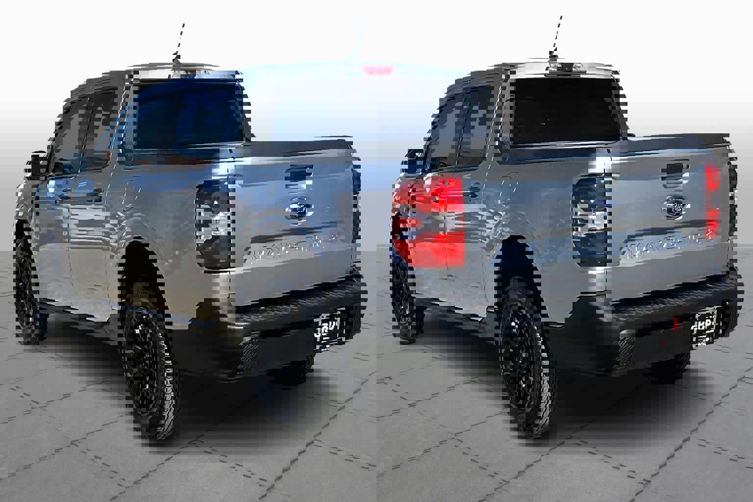 Certified 2024 Ford Maverick XLT image 2