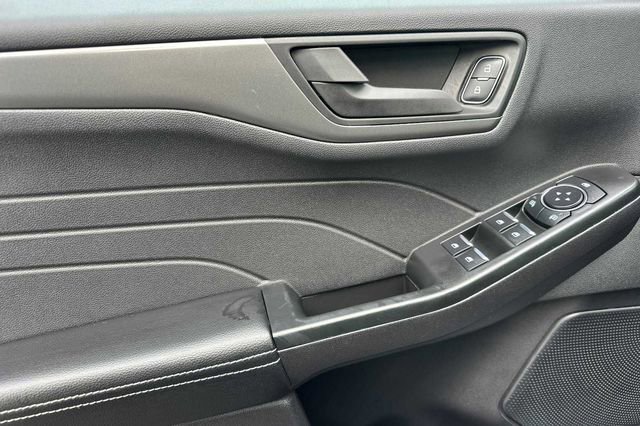 Certified 2025 Ford Escape Active image 10