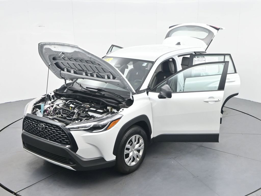 Used 2025 Toyota Corolla Cross L FWD image 42