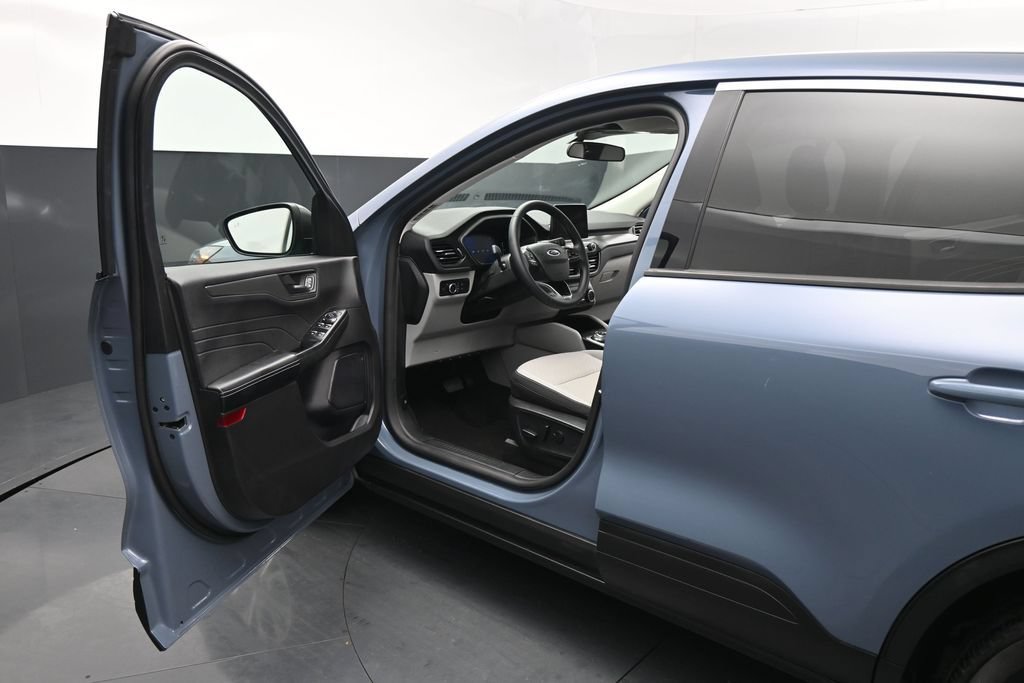 Certified 2024 Ford Escape Active FWD image 8