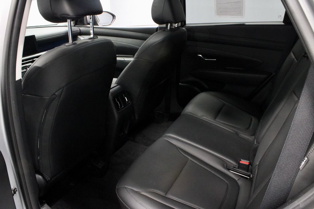 Used 2025 Hyundai Tucson SEL AWD/4WD image 21