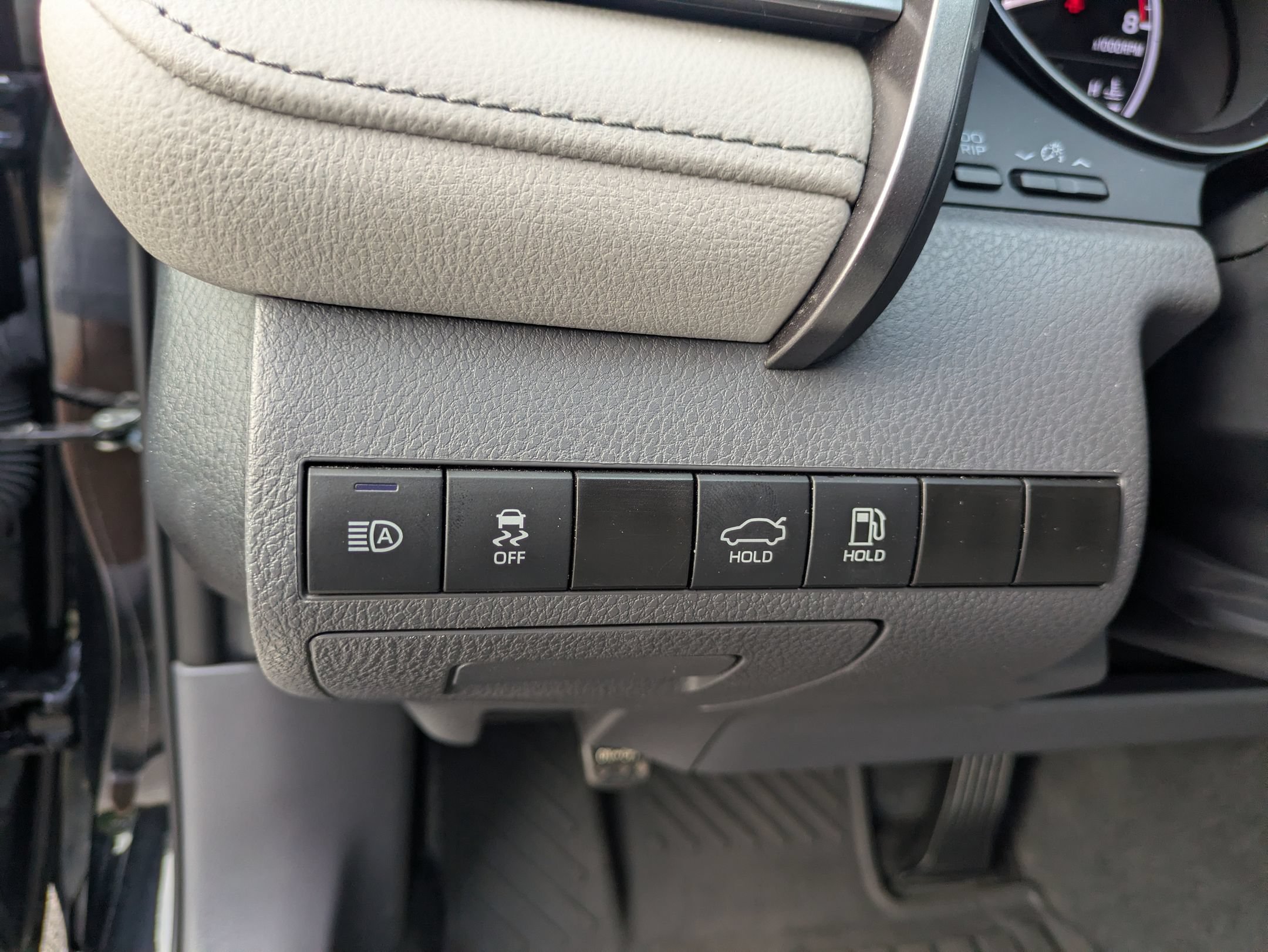 Used 2024 Toyota Camry SE FWD image 17