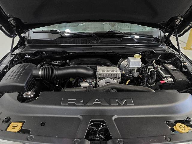 Used 2023 RAM 1500 Laramie AWD/4WD image 16