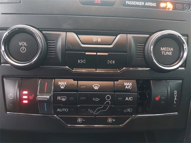 Certified 2019 Ford Explorer XLT w/ Equipment Group 202A image 25