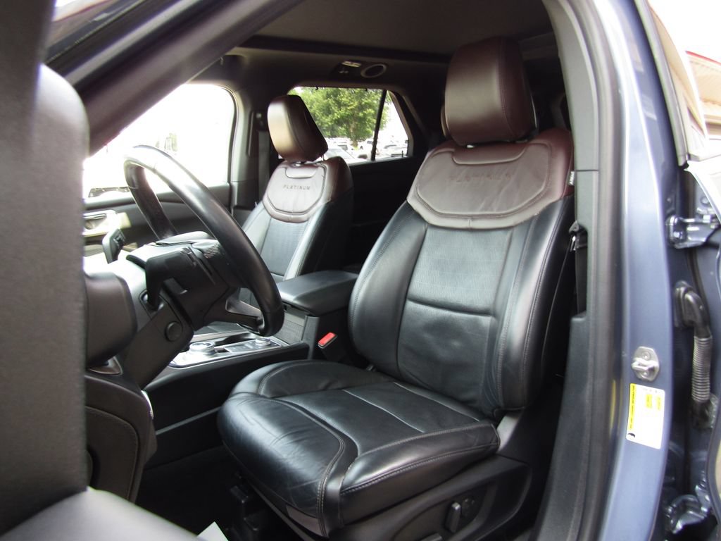 Certified 2021 Ford Explorer Platinum w/ Equipment Group 601A AWD/4WD image 25