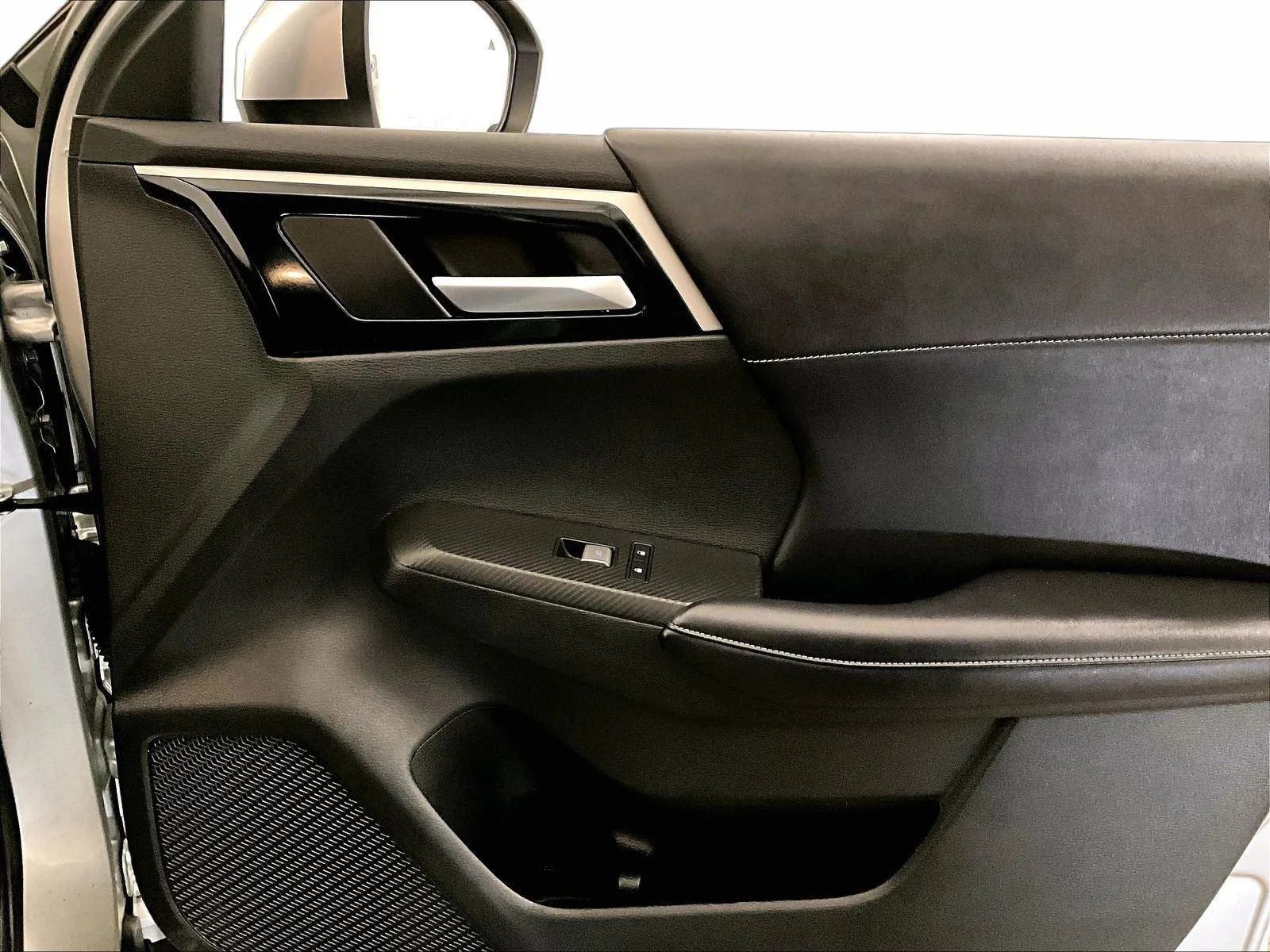 Used 2022 Mitsubishi Outlander SE AWD/4WD image 23