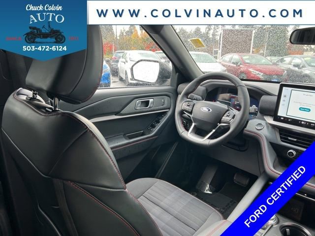 Certified 2025 Ford Explorer ST-Line w/ ST-Line Street Pack image 23