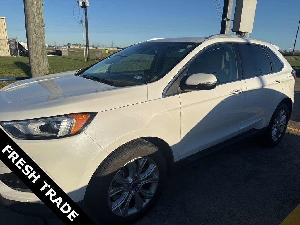 Certified 2022 Ford Edge Titanium image 3