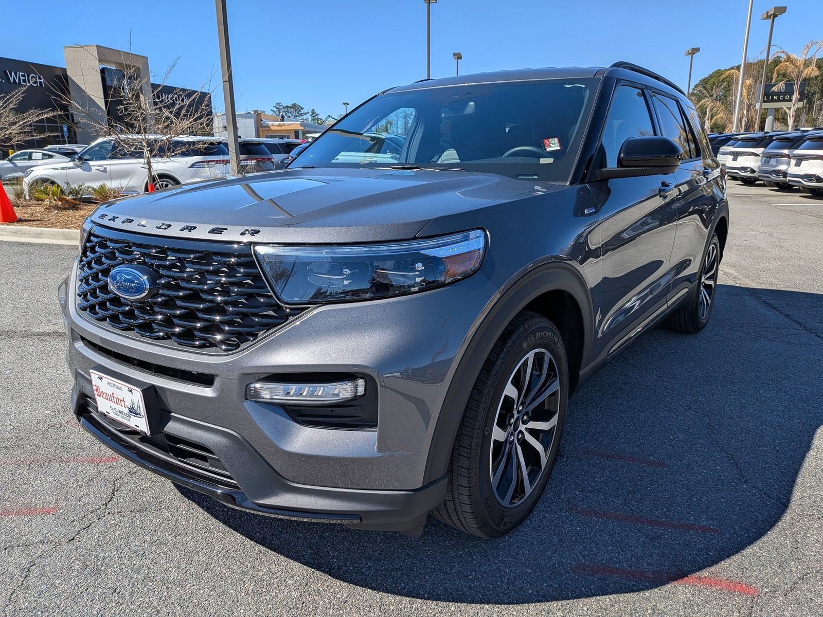 Certified 2023 Ford Explorer ST-Line w/ Class IV Trailer Tow Package image 8