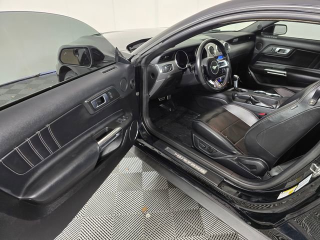 Certified 2022 Ford Mustang Premium RWD image 17