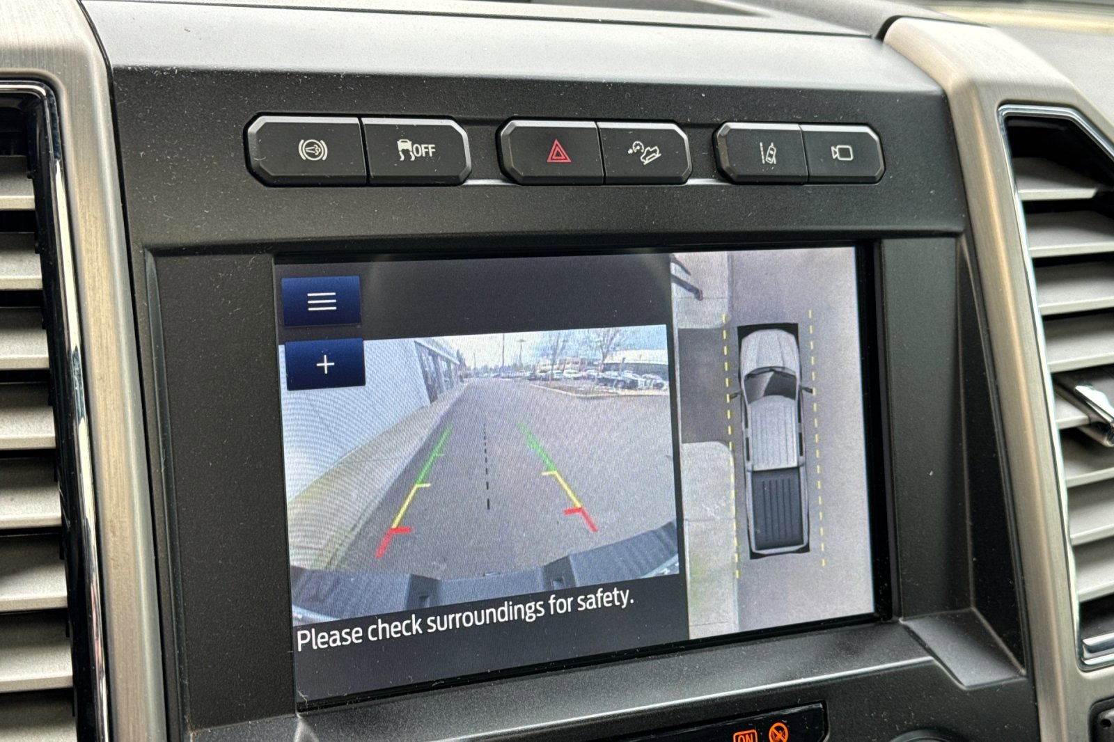 Certified 2021 Ford F250 Platinum w/ FX4 Off-Road Package image 19