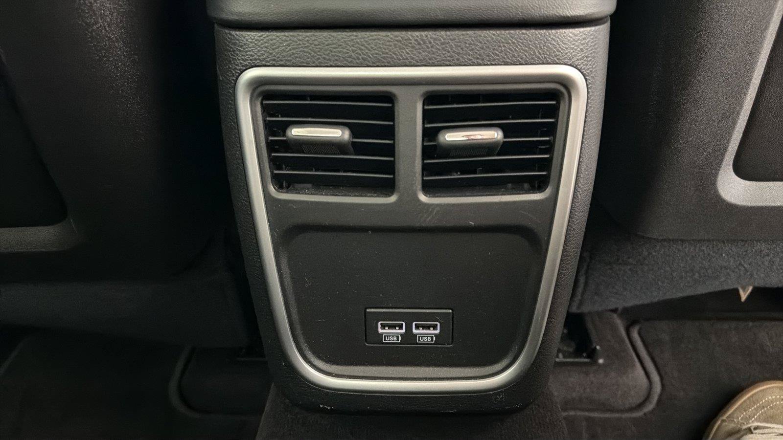 Used 2018 Chrysler 300 Touring w/ Sport Appearance Package RWD image 19