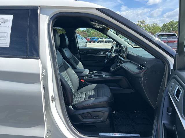 Certified 2025 Ford Explorer ST-Line w/ ST-Line Street Pack AWD/4WD image 39