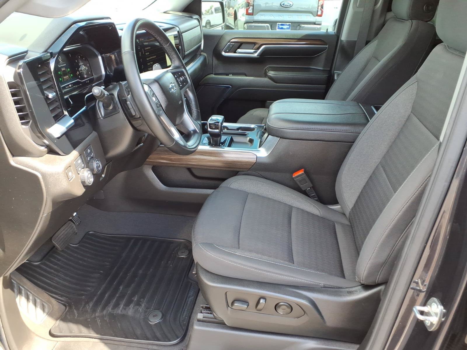 Used 2024 Chevrolet Silverado 1500 RST w/ LPO, Dark Essentials Package AWD/4WD image 23