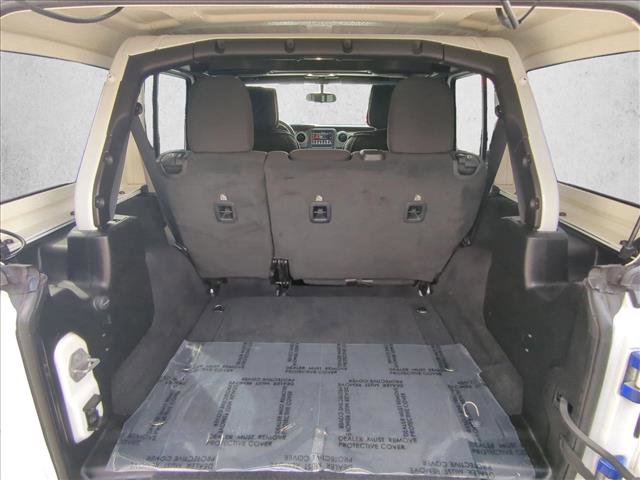 Used 2020 Jeep Wrangler Unlimited Sahara image 6