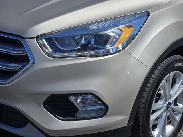 Certified 2017 Ford Escape SE w/ Equipment Group 201A image 10