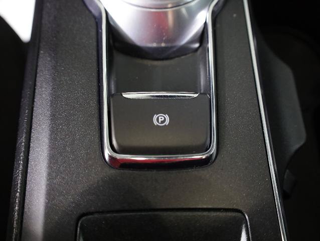 Certified 2020 Ford Fusion SE FWD image 26