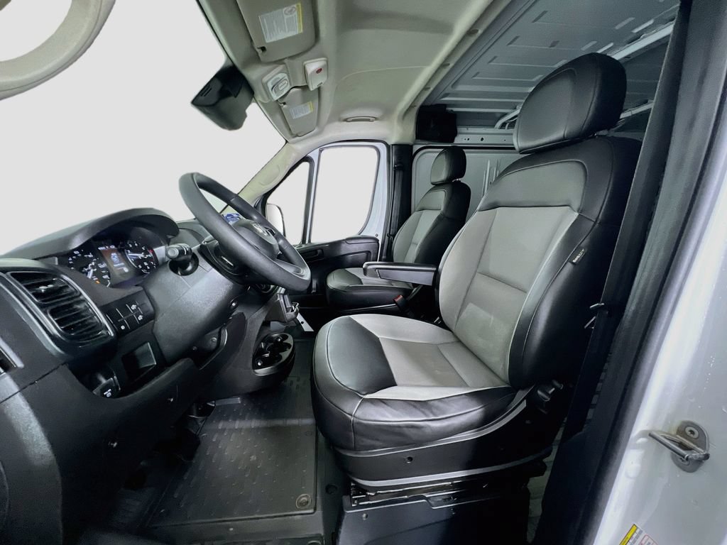 Used 2025 RAM ProMaster 2500 w/ Convenience Group FWD image 13