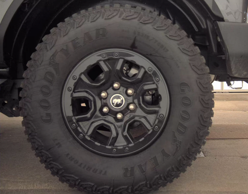 Certified 2023 Ford Bronco Wildtrak AWD/4WD image 10