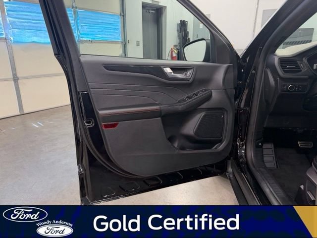 Certified 2024 Ford Escape ST-Line w/ Tech Pack #1 FWD image 22