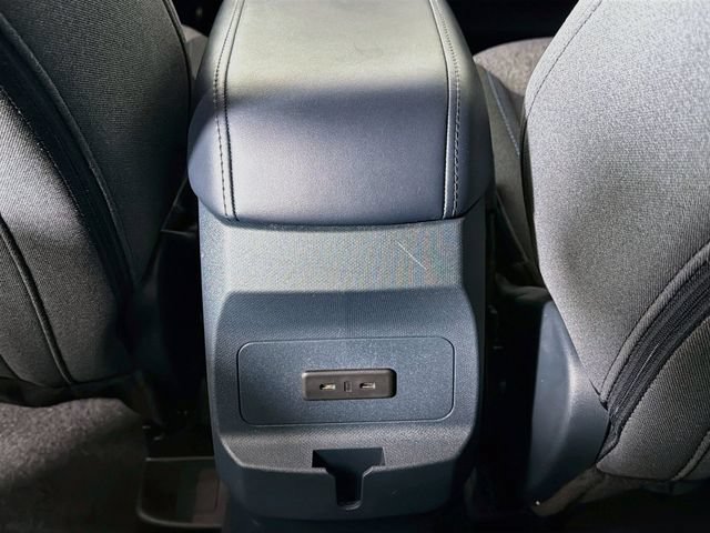 Certified 2025 Ford Maverick XLT FWD image 29