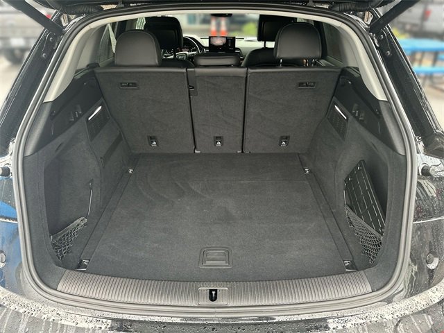 Used 2023 Audi Q5 2.0T Premium w/ Convenience Package image 25