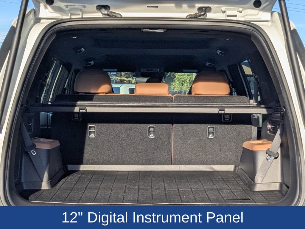 Used 2025 Hyundai Santa Fe Limited image 14