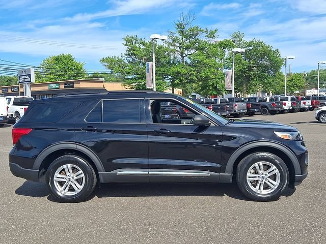 Certified 2023 Ford Explorer XLT AWD/4WD image 7