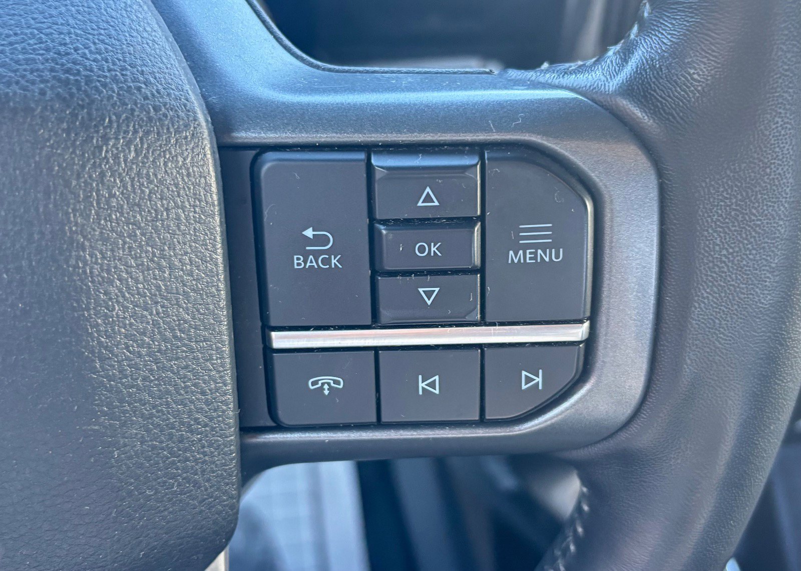 Certified 2022 Ford F150 Lariat w/ Equipment Group 502A High image 34