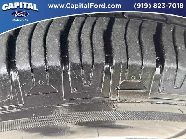 Used 2024 Chrysler Pacifica Touring-L FWD image 14