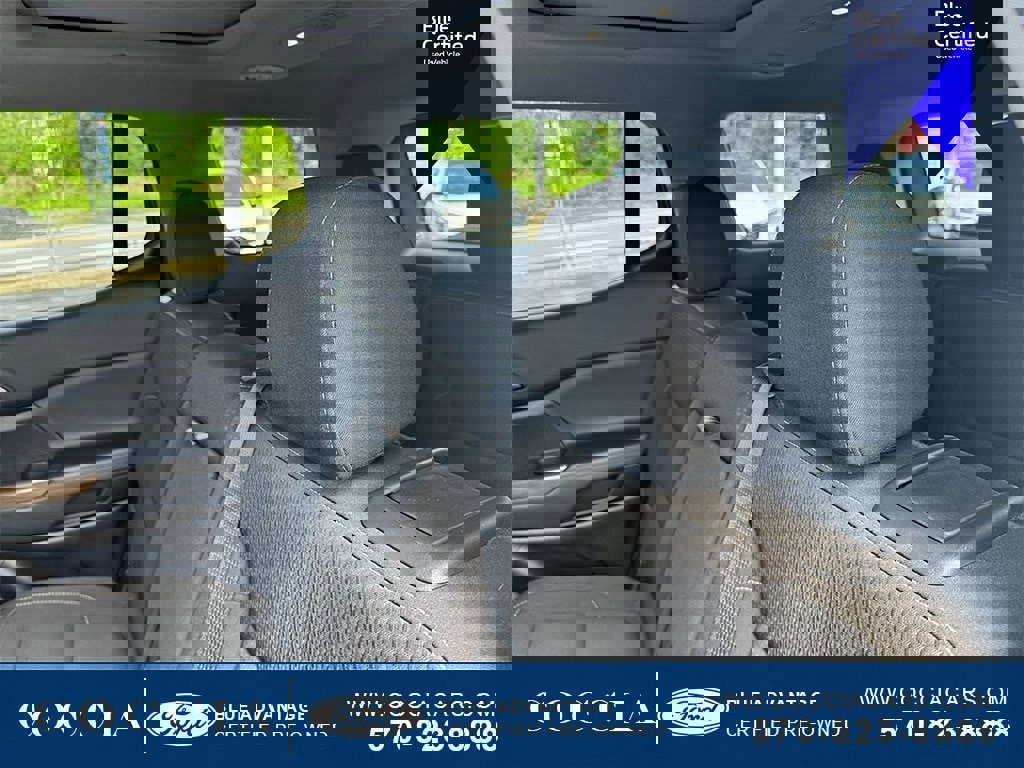 Used 2021 GMC Acadia SLE w/ Driver Convenience Package image 34