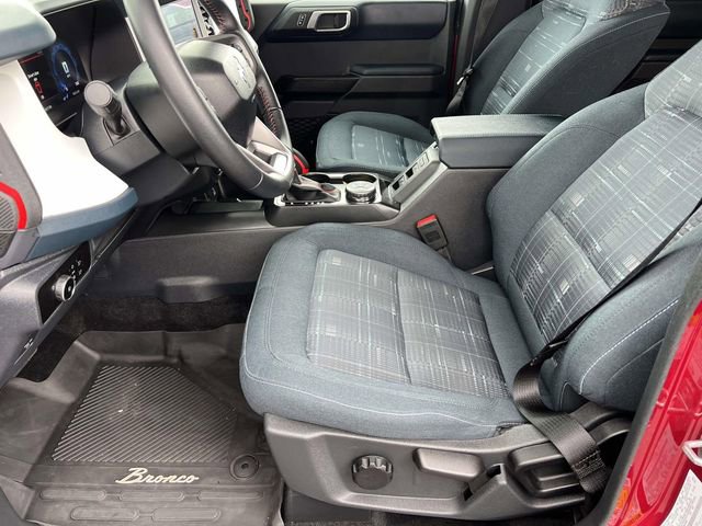 Certified 2025 Ford Bronco Heritage Edition AWD/4WD image 23