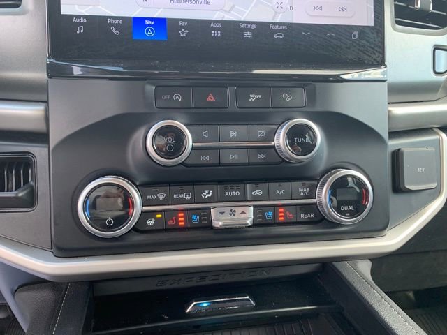 Certified 2024 Ford Expedition XLT image 20