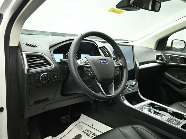 Certified 2022 Ford Edge Titanium image 27