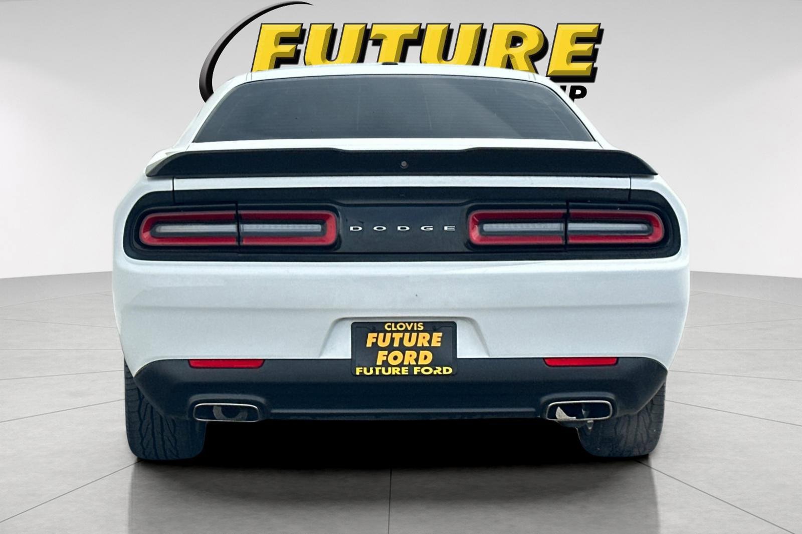 Used 2019 Dodge Challenger SXT w/ Blacktop Package image 4