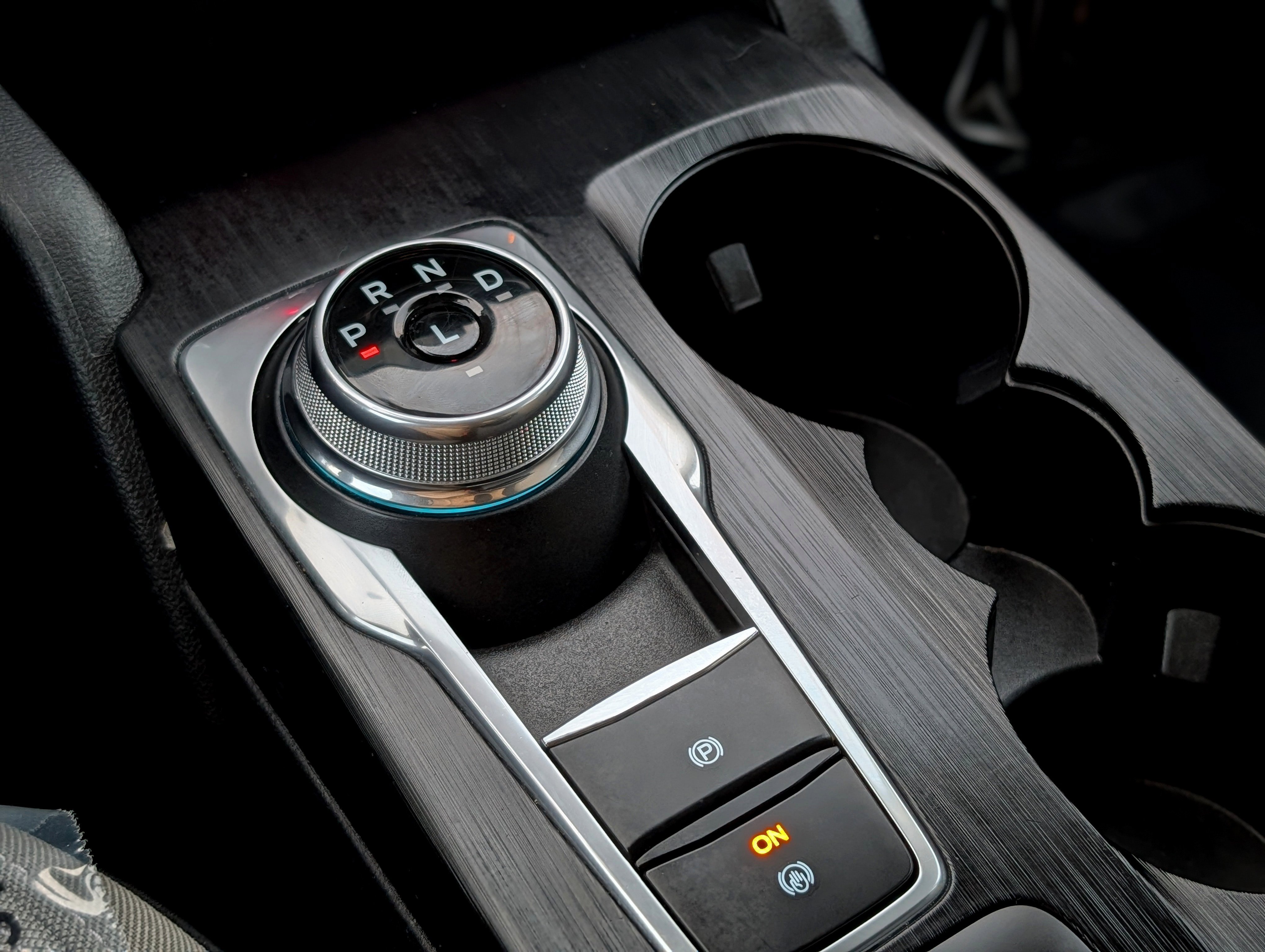 Certified 2022 Ford Escape SE w/ Cold Weather Package image 16