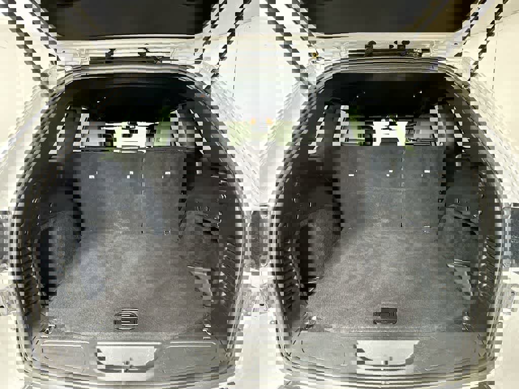 Used 2020 Jeep Grand Cherokee Altitude image 23