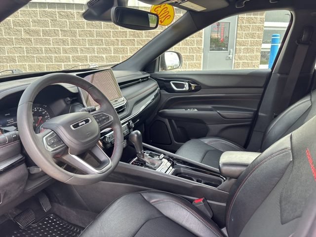 Used 2023 Jeep Compass Trailhawk AWD/4WD image 17