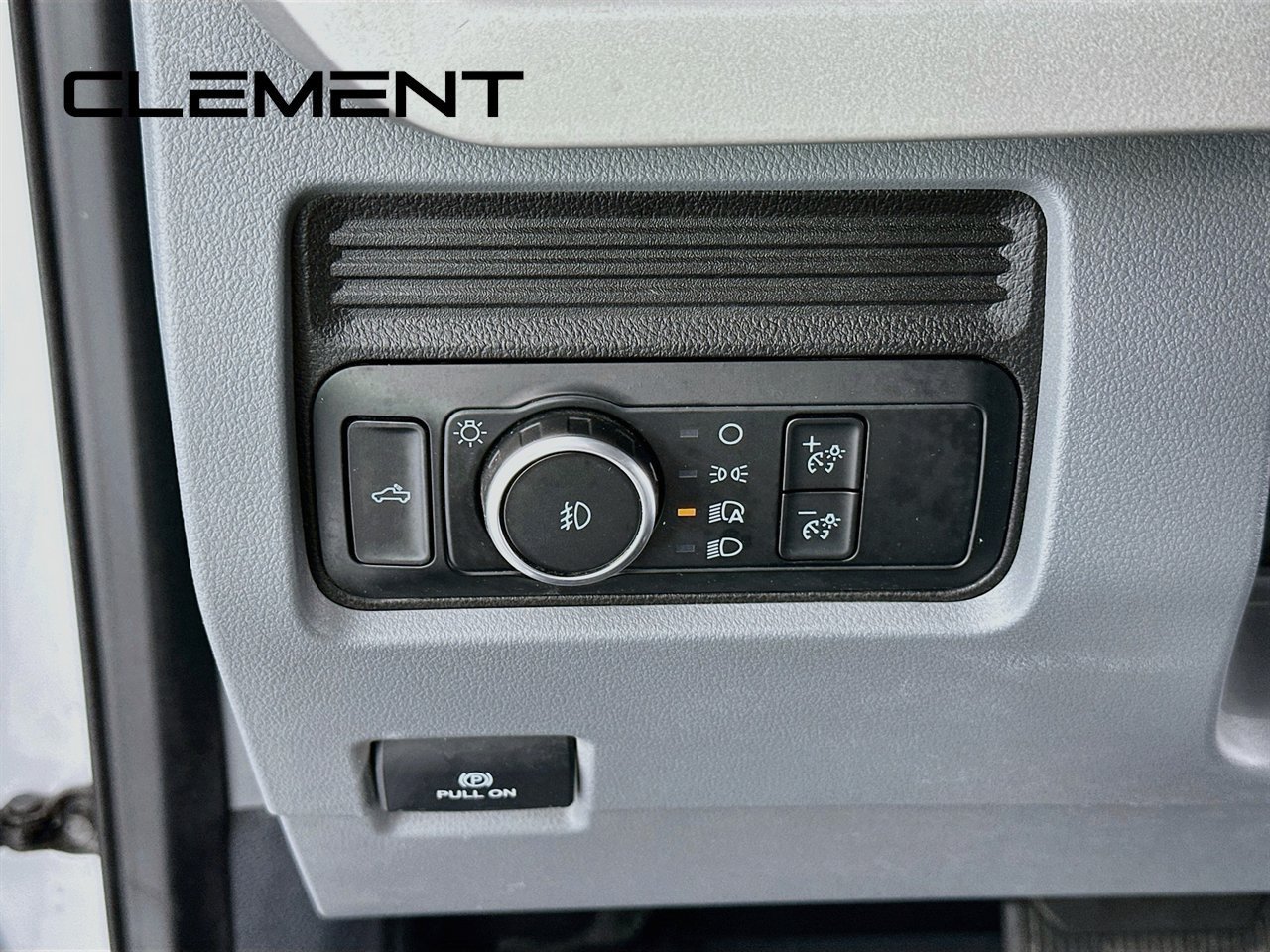Certified 2024 Ford F250 XLT w/ FX4 Off-Road Package AWD/4WD image 12